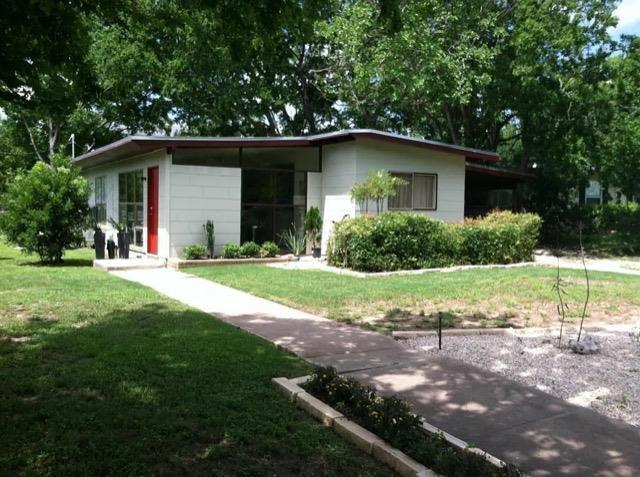 703 W Crestland Dr in Austin, TX - Building Photo - Building Photo