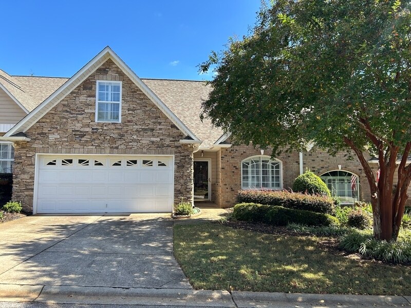 35 Brightmore Dr in Greer, SC - Building Photo