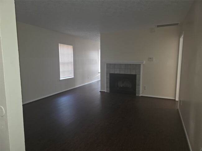 property at 1907 Summerfield Pl