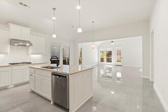 4561 St Samons St in Carrollton, TX - Foto de edificio - Building Photo