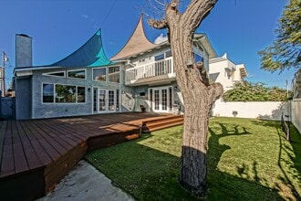 1748 Carver St in Redondo Beach, CA - Building Photo - Building Photo