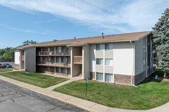 The Forum Apartments in Mt. Pleasant, MI - Building Photo - Building Photo