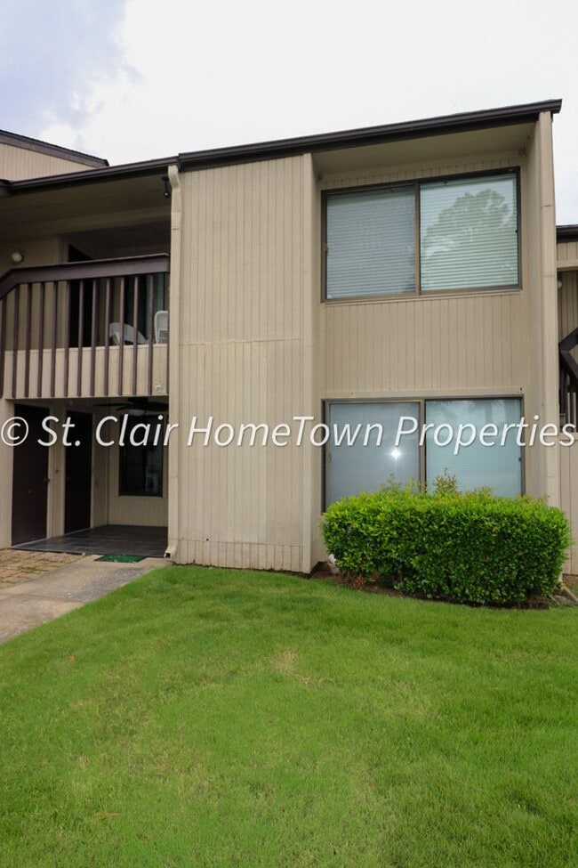 property at 607 Paradise Isle