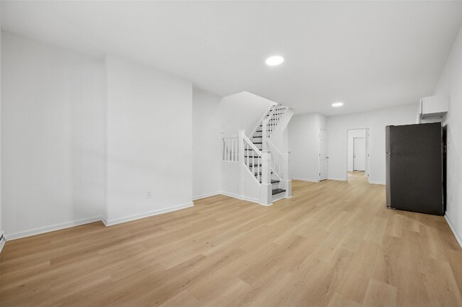 property at 220 N Robinson St