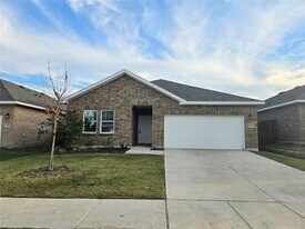 1825 Sandlin Dr in Forney, TX - Building Photo