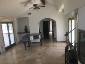 2308 Canyon View Rd in Fallbrook, CA - Building Photo - Building Photo