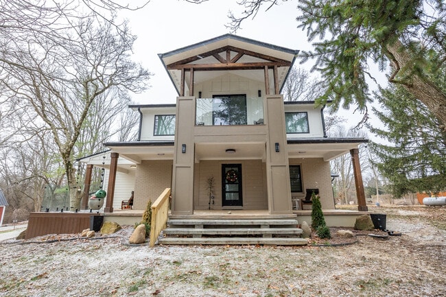 property at 7980 Royal Ave