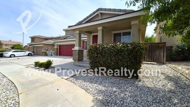 13287 Hollister St in Hesperia, CA - Building Photo - Building Photo