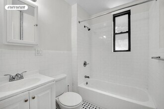 787 E 10th St in Brooklyn, NY - Building Photo - Building Photo