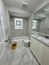 3647 N Marshfield Ave, Unit G in Chicago, IL - Foto de edificio - Building Photo