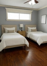 1529 Wirt Rd in Houston, TX - Foto de edificio - Building Photo