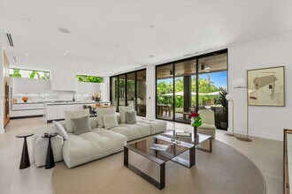715 NE 77th St in Miami, FL - Building Photo - Building Photo