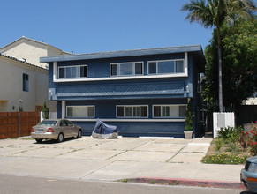 1464 Essex St in San Diego, CA - Building Photo - Building Photo