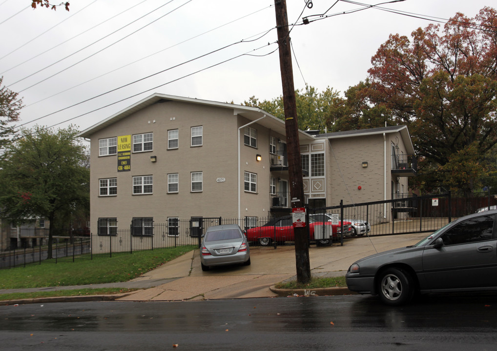 The Baker at Deanwood in Washington, DC - Foto de edificio