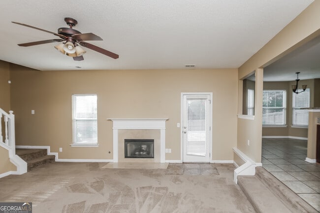 2002 Reflective Waters Rd in Villa Rica, GA - Building Photo - Building Photo