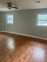 4220 Daniel Dr, Unit Complex in Winston, GA - Building Photo