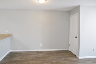 7724 Playschool Ln in Jacksonville, FL - Building Photo - Building Photo