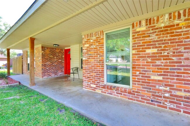 1005 Wilburn St in League City, TX - Building Photo - Building Photo