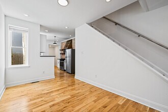 118 W Montgomery Ave in Philadelphia, PA - Building Photo - Building Photo