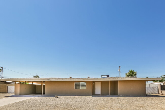 property at 6017 W Orange Dr