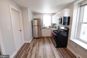 409 Hermitage St in Philadelphia, PA - Building Photo - Building Photo