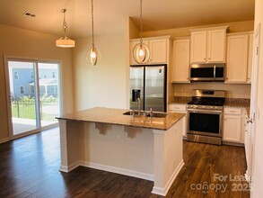 4534 Dover Ct in Denver, NC - Building Photo - Building Photo