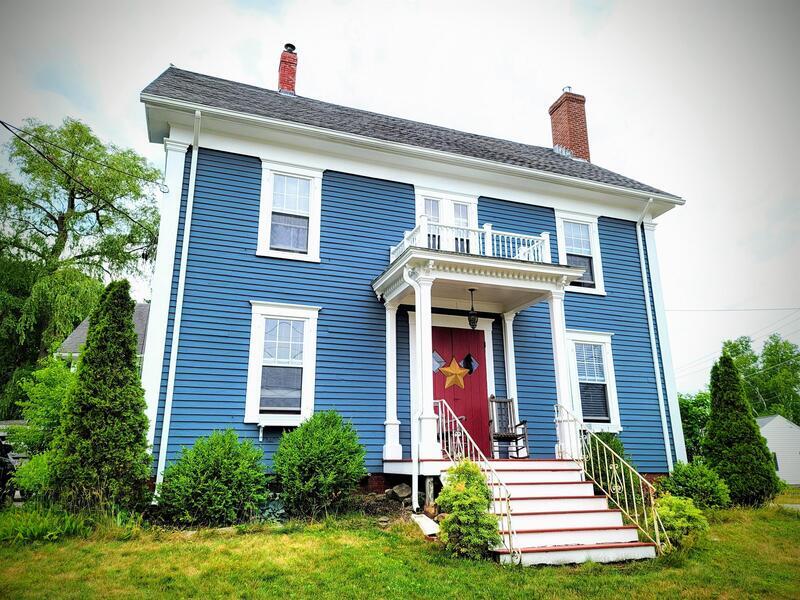 39 Goodwin St in Berwick, ME - Building Photo