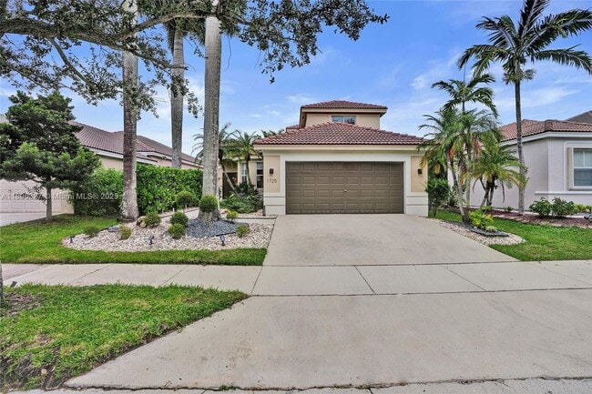 property at 1725 Winterberry Ln