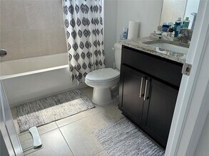 2651 Bayside Dr S in St. Petersburg, FL - Building Photo - Building Photo