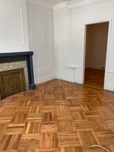 366 E 28th St, Unit 2F in Brooklyn, NY - Foto de edificio - Building Photo