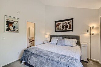 565 Manhattan Dr in Boulder, CO - Building Photo - Building Photo