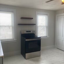 70 Hedley Ave, Unit 70 Hedley Avenue in Johnston, RI - Building Photo - Building Photo