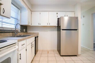 2287 Avenue G NW in Winter Haven, FL - Building Photo - Building Photo