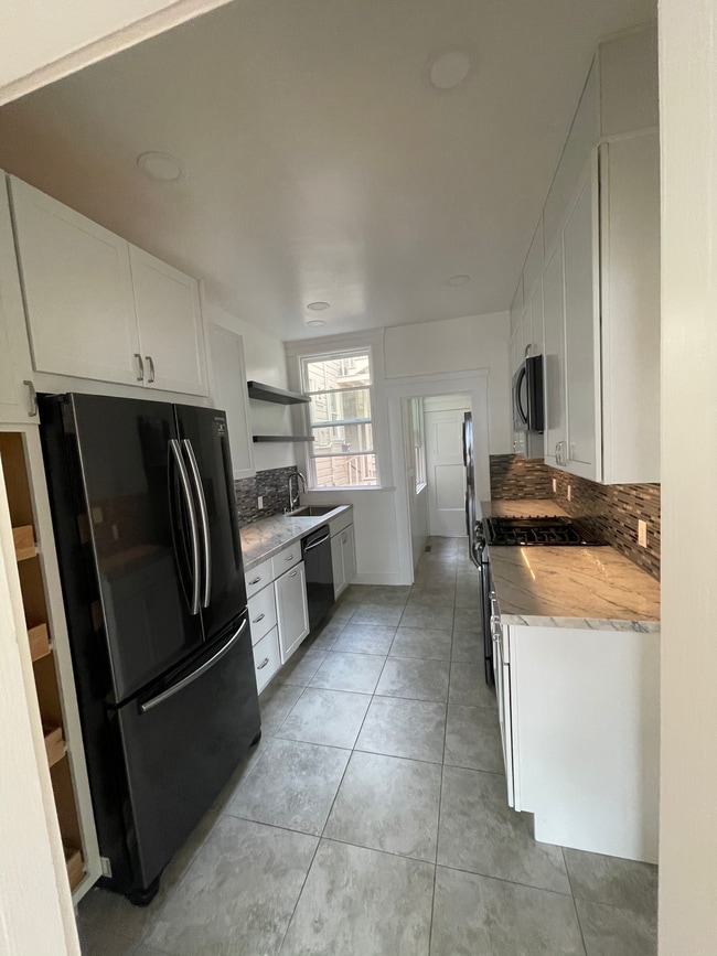 property at 1305 Francisco St