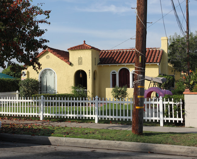 6831 Bear Ave in Bell, CA - Building Photo - Building Photo