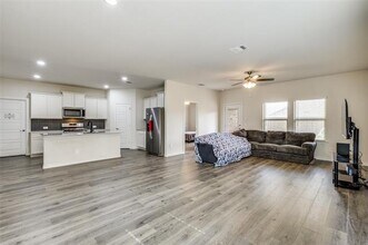9804 Cherrywood Wy in Krugerville, TX - Building Photo - Building Photo