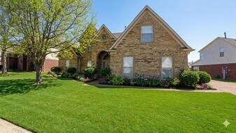 5428 Gold Leaf Ln in Memphis, TN - Building Photo