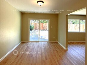 2517 Key W Way in Sacramento, CA - Building Photo - Building Photo