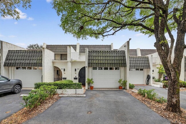 8896 SW 62nd Terrace in Miami, FL - Building Photo - Building Photo