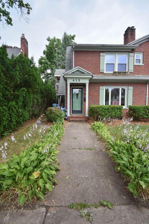 413-415 W Main St in Lock Haven, PA - Building Photo