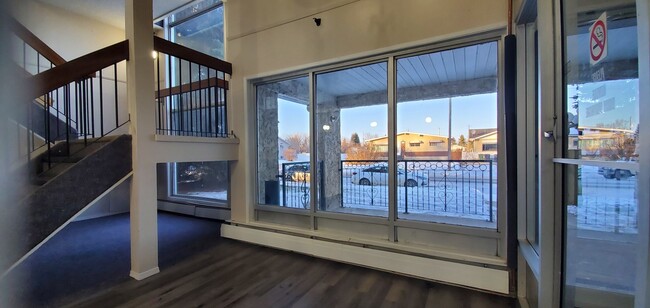 property at 10523-10102 102 St
