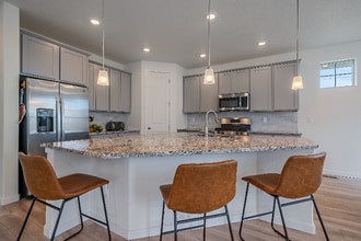 8383 Bijou Crk Ave in Littleton, CO - Building Photo - Building Photo