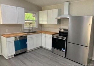 1615 Morehead Ave in Fayetteville, NC - Building Photo - Building Photo