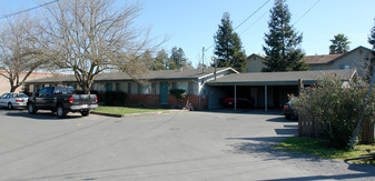 3200-3206 Moorland Ave in Santa Rosa, CA - Building Photo