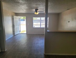 15696 Bolesta Rd in Clearwater, FL - Building Photo - Building Photo