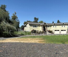 1420 Havstad Dr in Walla Walla, WA - Building Photo - Building Photo