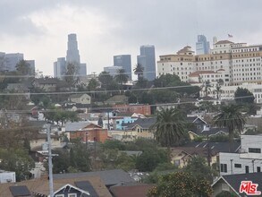 838 N La Fayette Park Pl in Los Angeles, CA - Building Photo - Building Photo