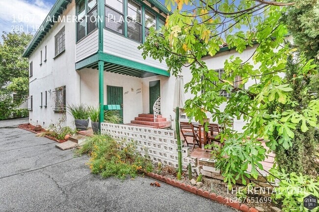 property at 1967 Palmerston Pl