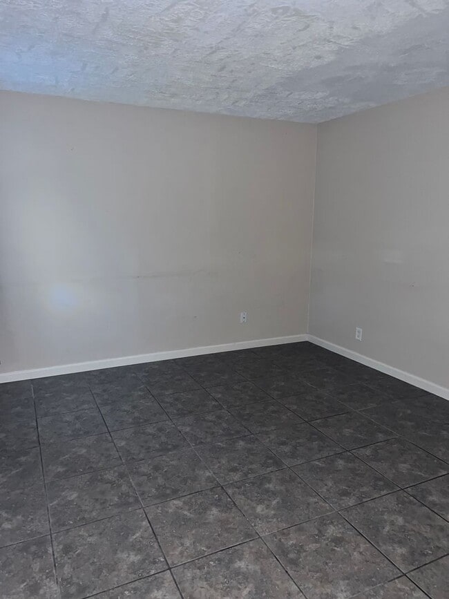 property at 660 E Irby St