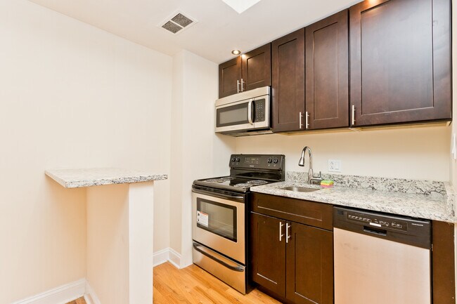 1430 N Dearborn St in Chicago, IL - Building Photo - Building Photo